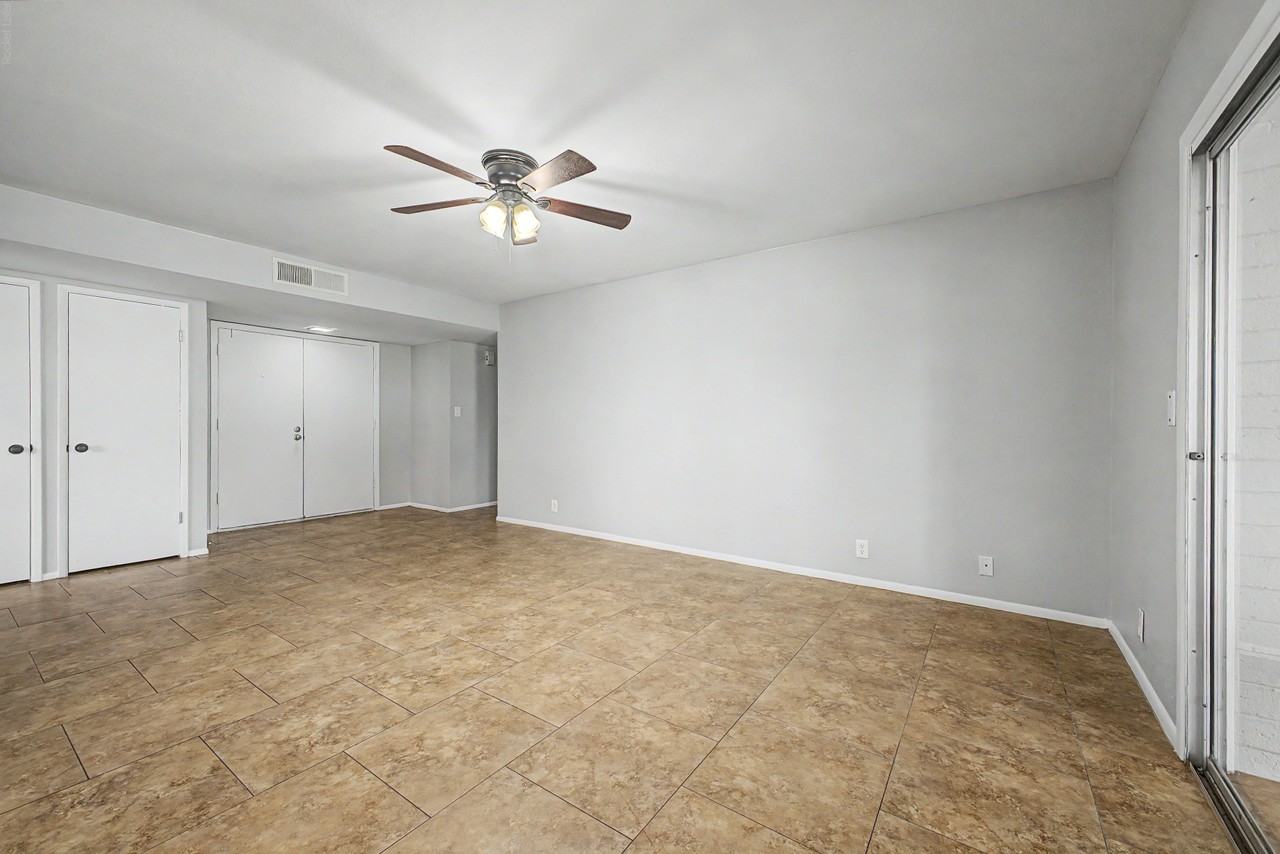 3223 E Emerald Cir #1 - Photo 5 of 25