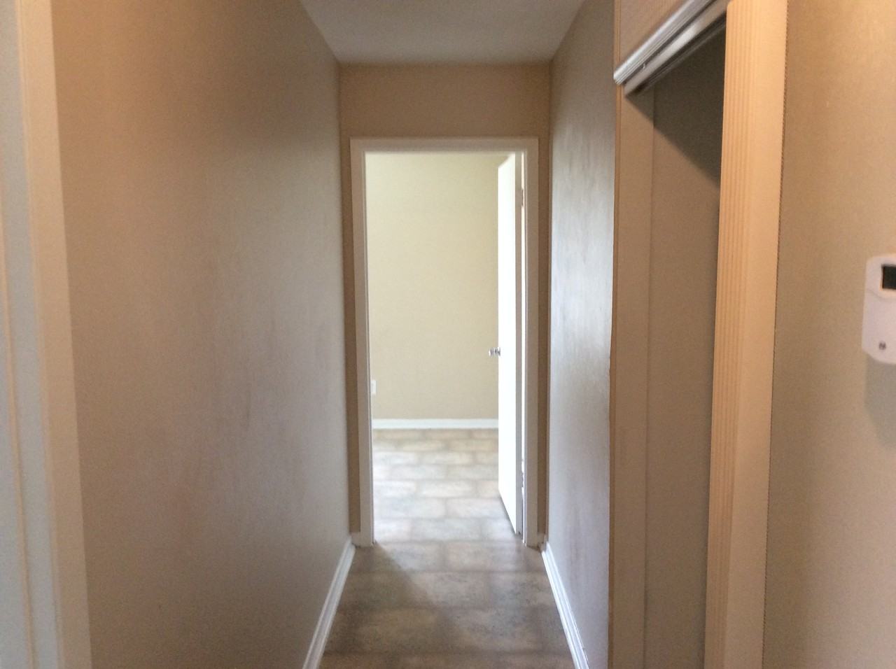 1201 Travis St #1 - Photo 5 of 10
