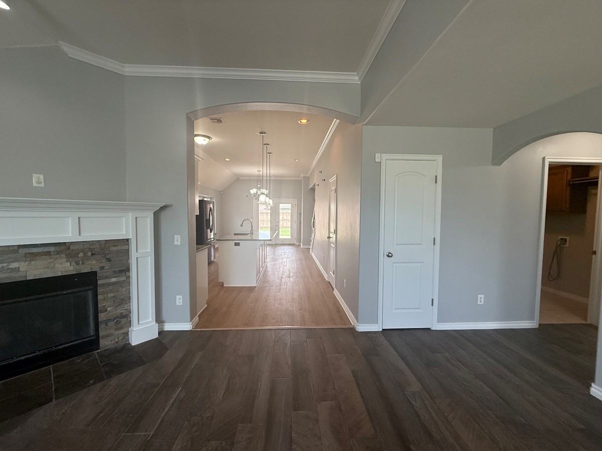 6605 Nw 158th St #1 - Photo 5 of 50