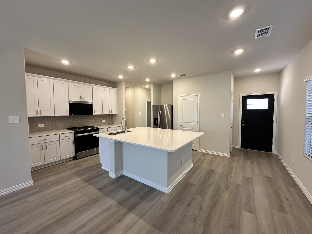 501 Dorothy Dr #1 - Photo 3 of 17