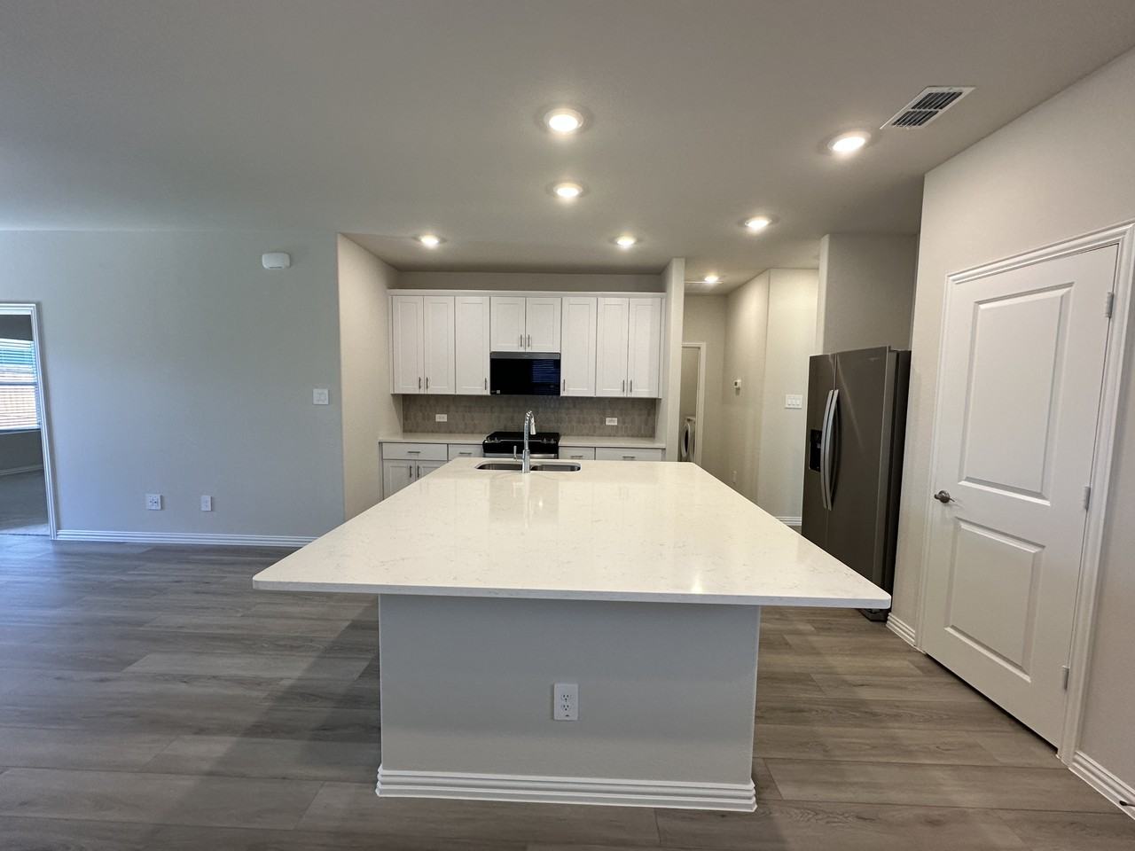 501 Dorothy Dr #1 - Photo 4 of 17