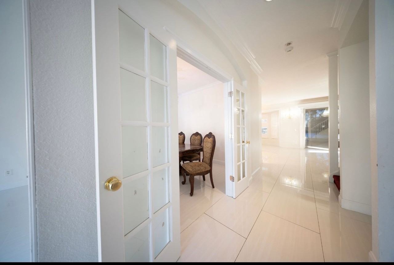 5456 Los Palma Vista Dr #1 - Photo 5 of 44