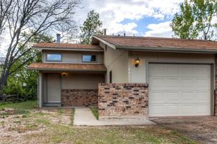 6 Centaur Ct #B - Photo 1 of 1