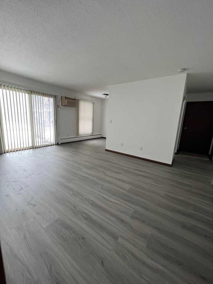 903 11th Avenue South - 1unit 1 #1 - Photo 2 of 6