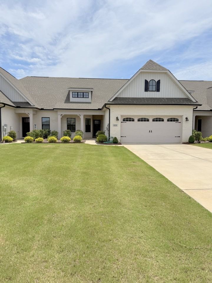 408 Raleigh Elm Dr Sw #1 - Photo 3 of 30