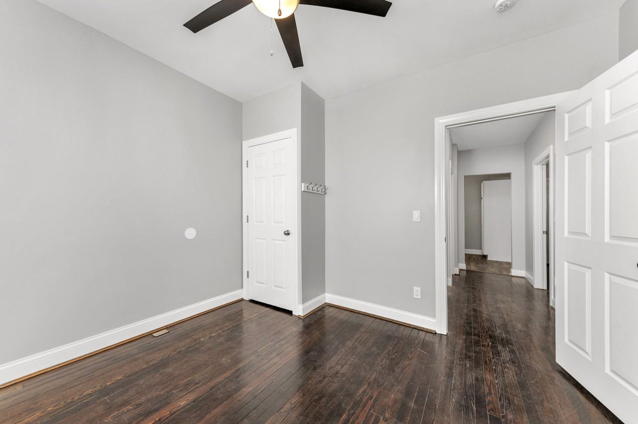 1917 Crane Ave #02 - Photo 7 of 17