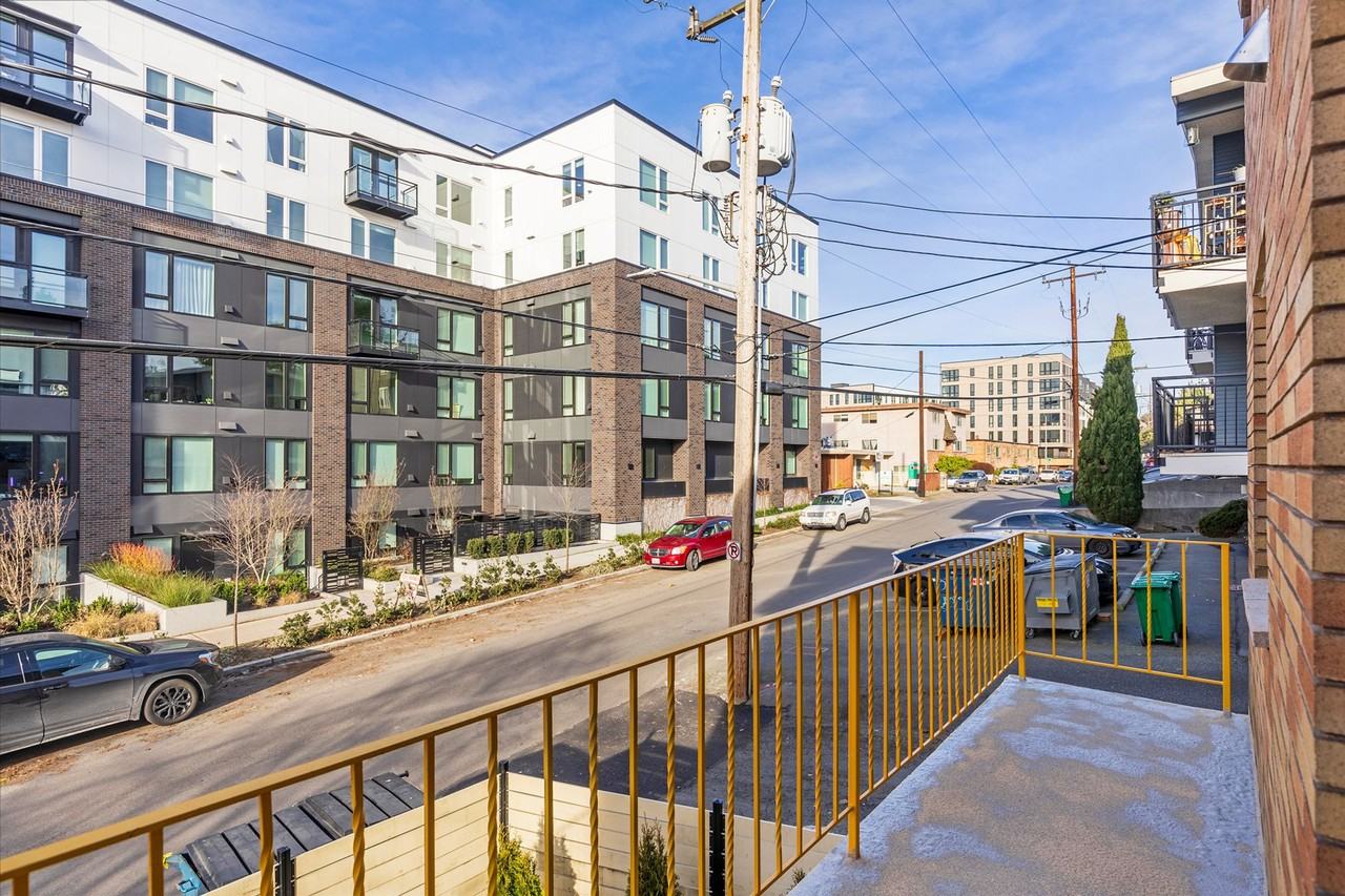 Paula Marie Apartments - Photo 4 of 15