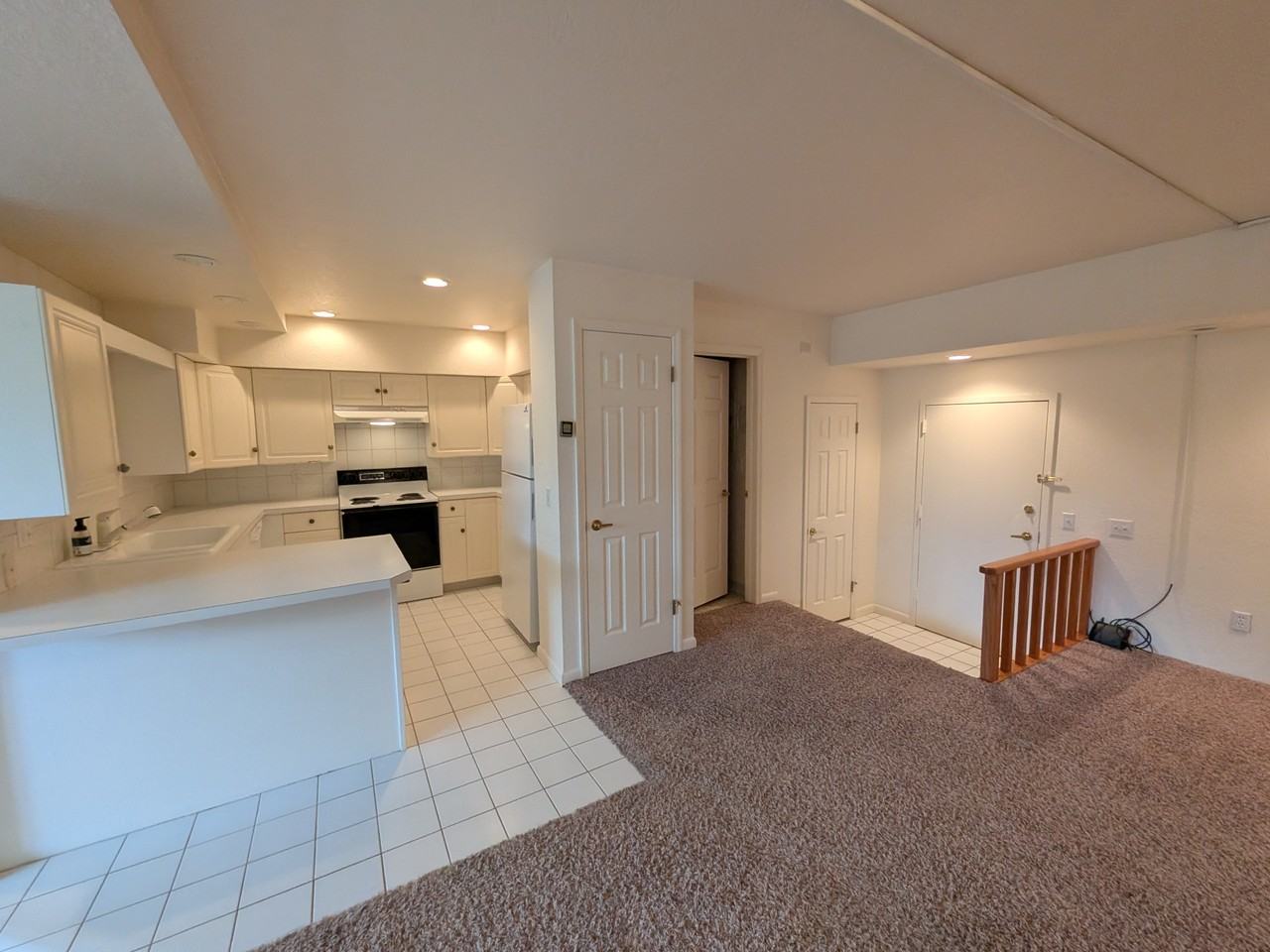 1000 Fountain Terrace Dr #1 - Photo 3 of 50