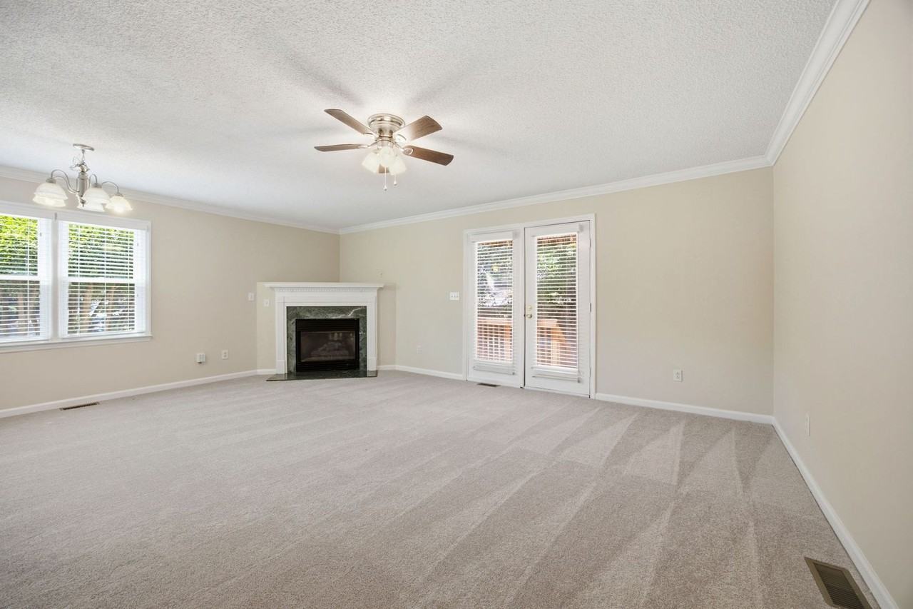 1601 Oakland Hills Way - Photo 2 of 24