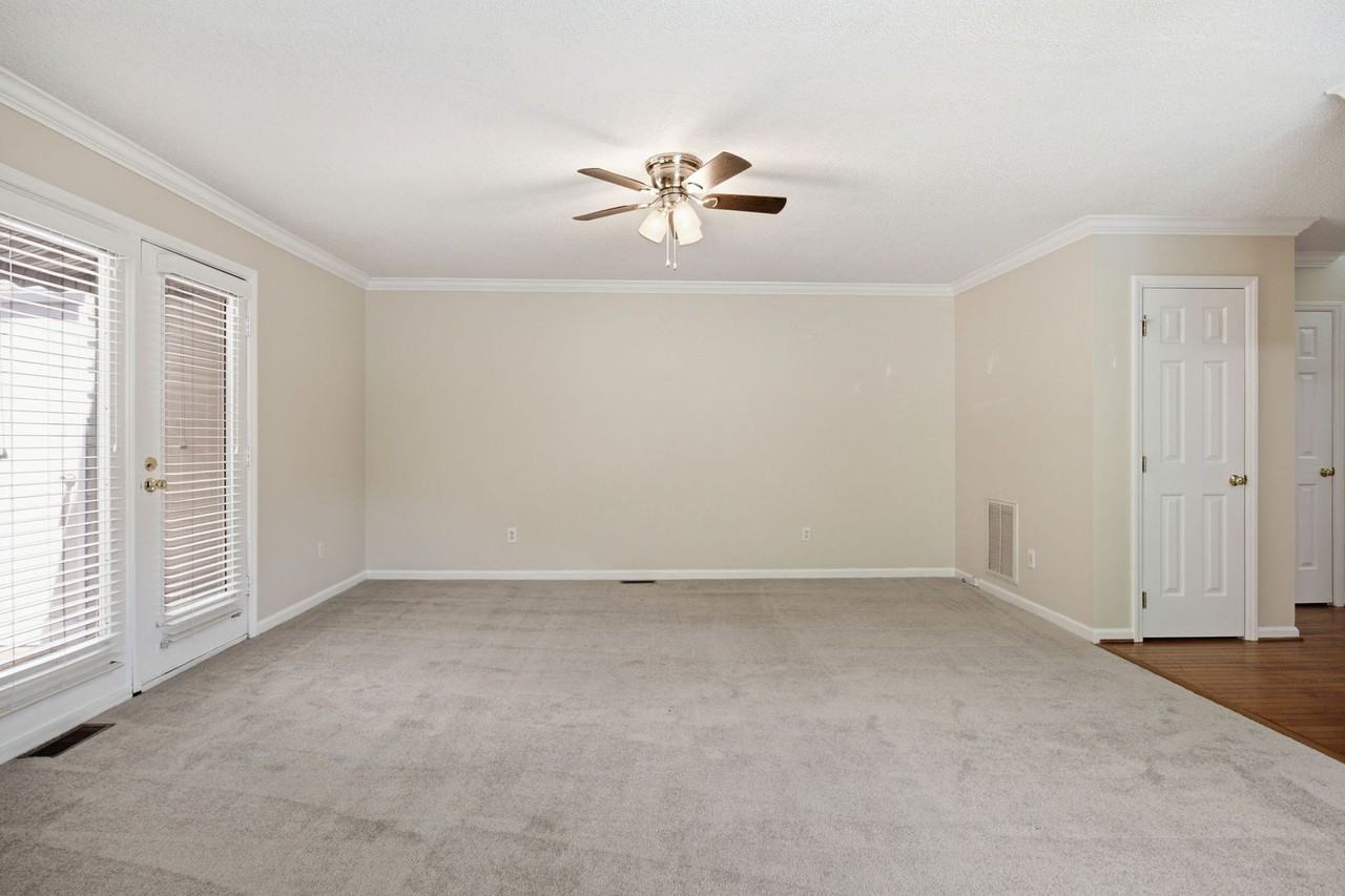 1601 Oakland Hills Way - Photo 4 of 24