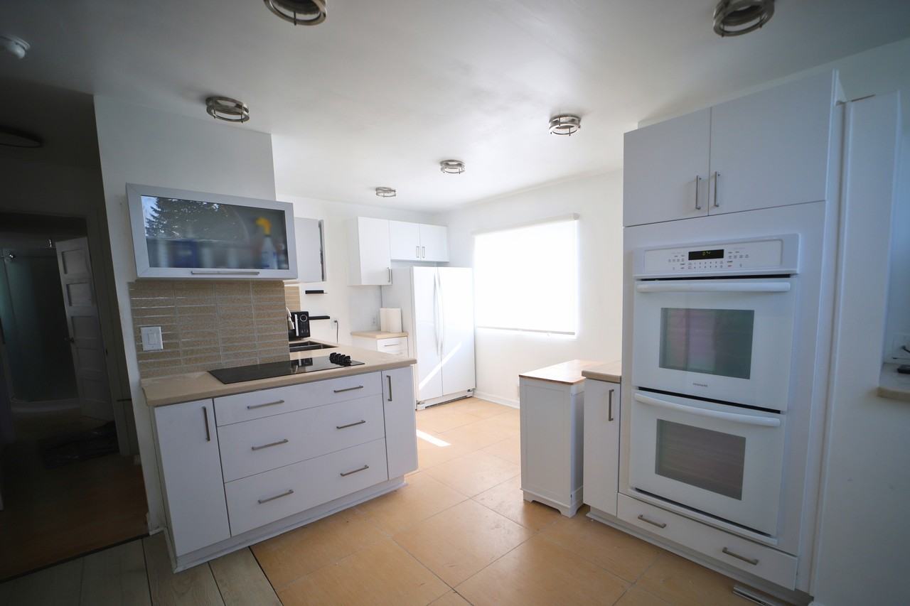454 Woodland Dr W #1 - Photo 4 of 11