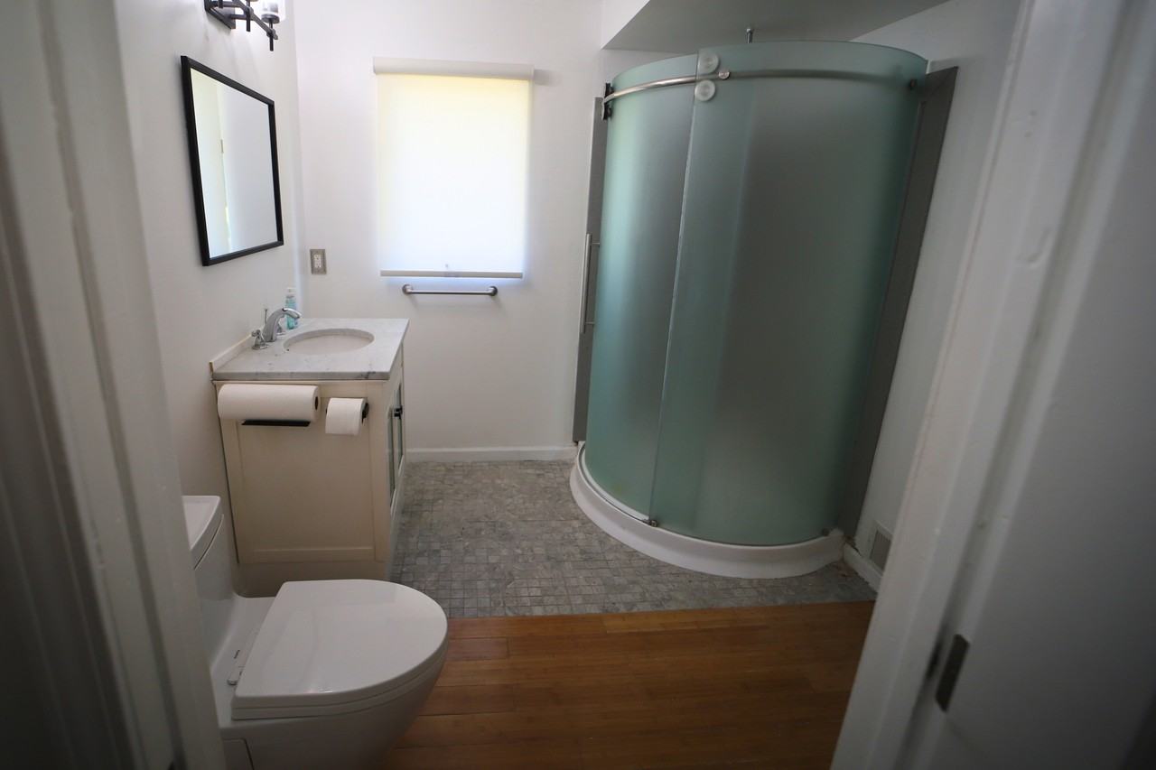 454 Woodland Dr W #1 - Photo 6 of 11