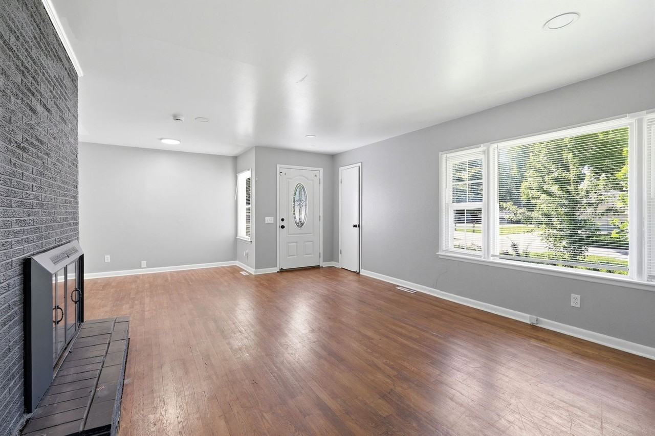2602 Nw 86th St - Photo 7 of 38