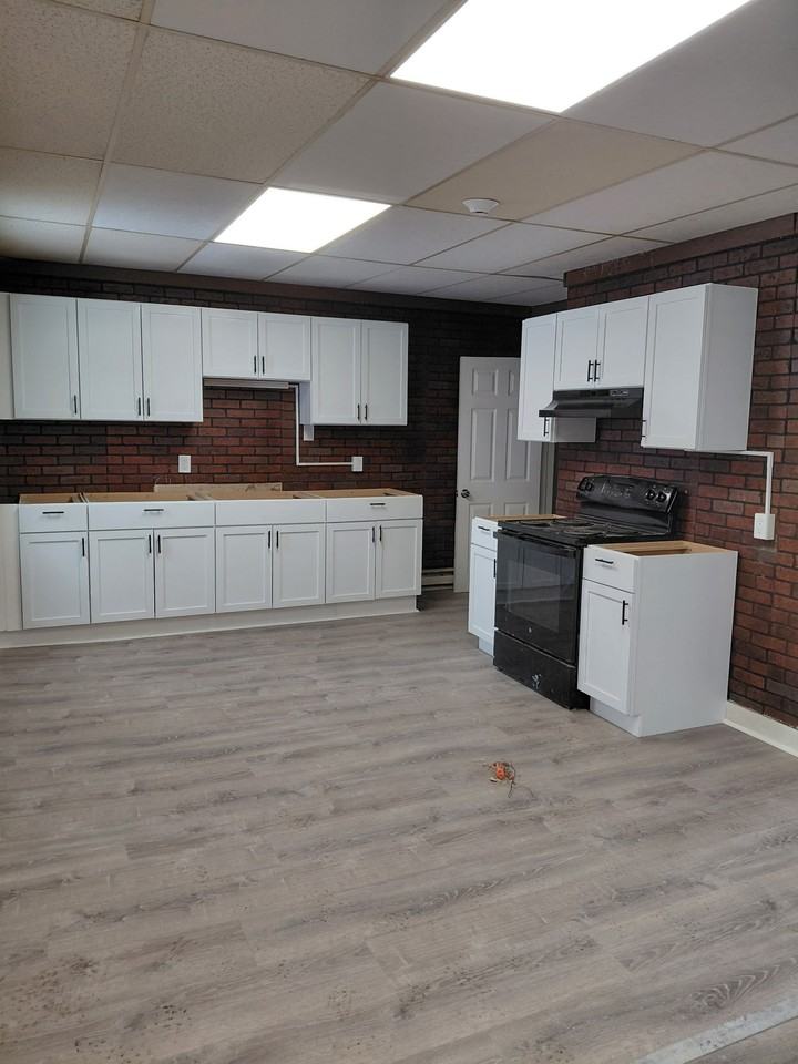 1328 Main St #2 - Photo 2 of 6
