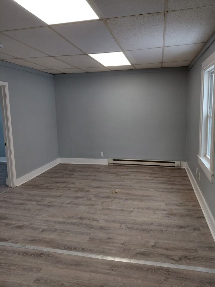 1328 Main St #2 - Photo 3 of 6
