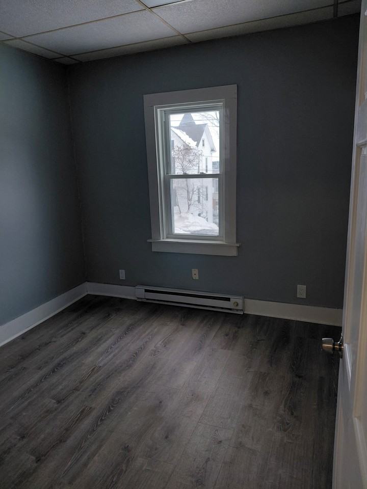 1328 Main St #2 - Photo 5 of 6