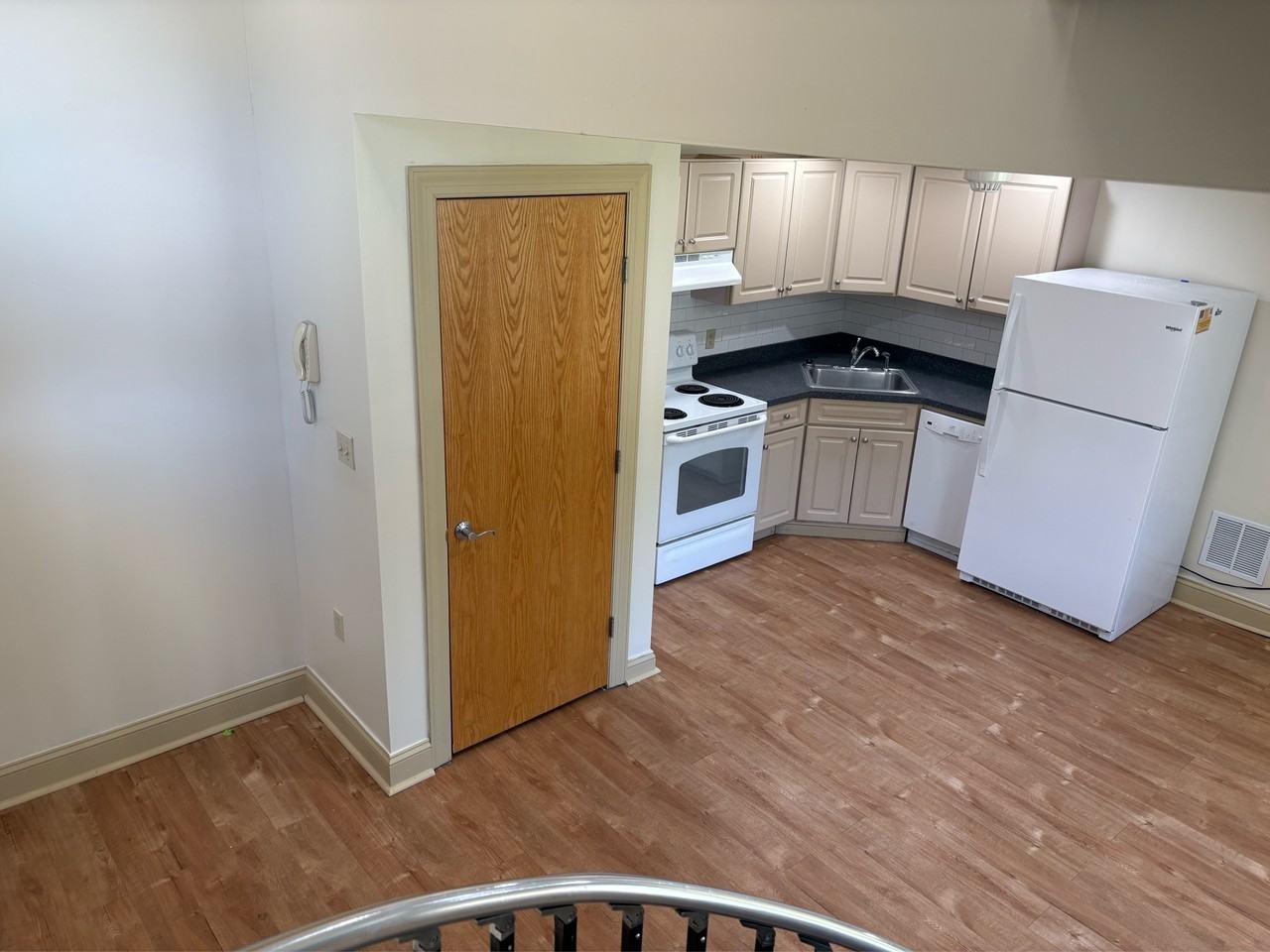 800 James AveUnit 3105 #3105 - Photo 5 of 50