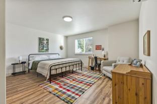 1425 E Santiam St - Photo 1 of 1
