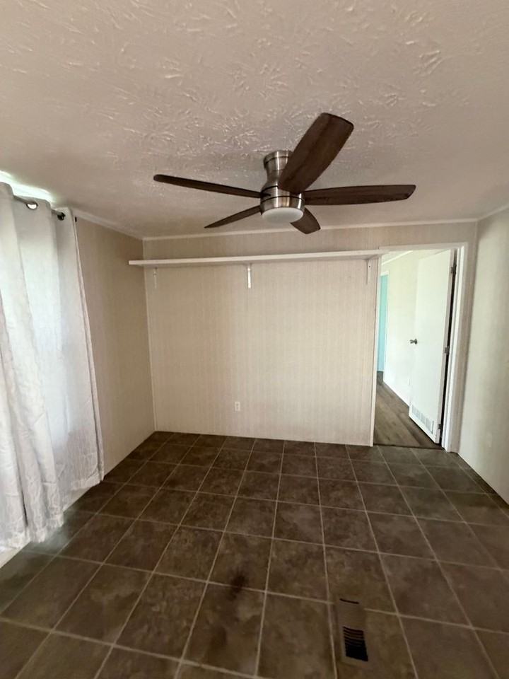46 Oak Bend Dr - Photo 5 of 16
