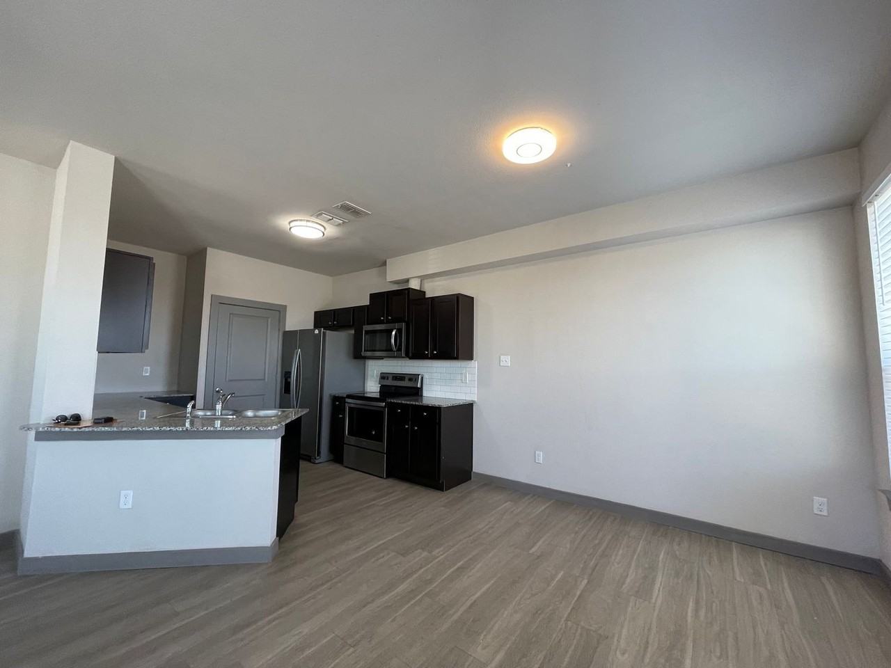 10604 Tube Drive - Photo 5 of 46