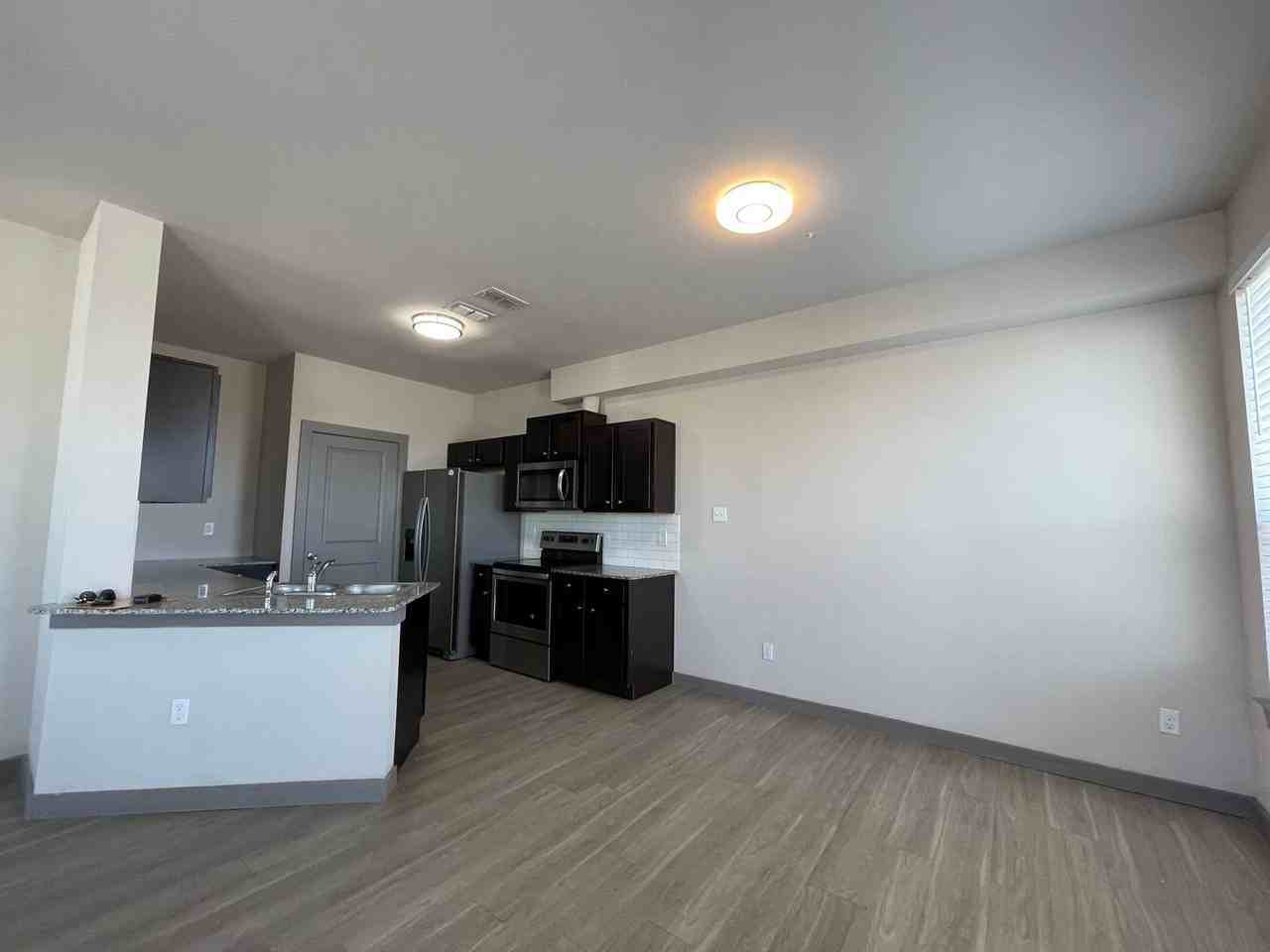 10604 Tube Drive - Photo 6 of 46
