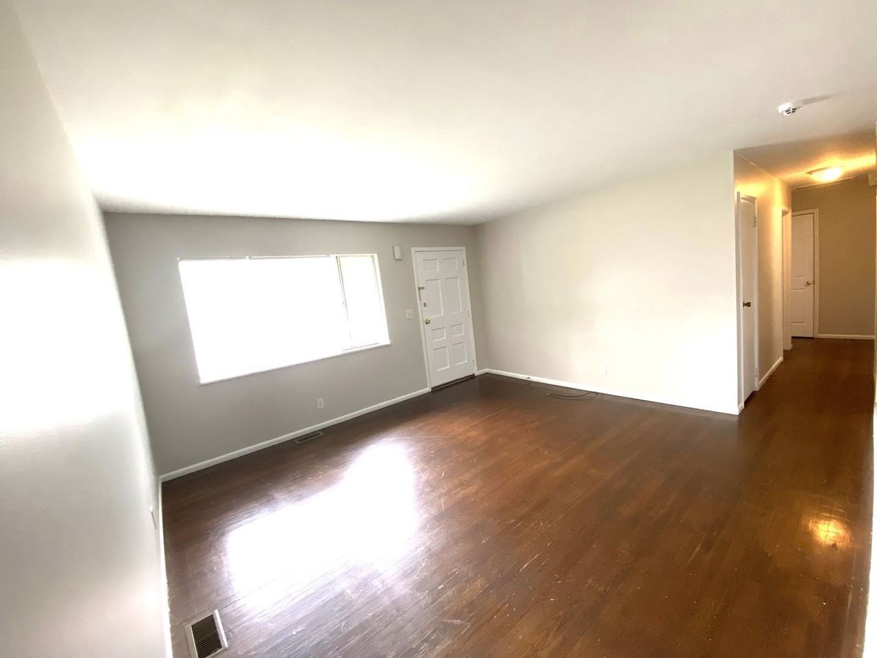 237 Vanderbilt Dr - Photo 2 of 34