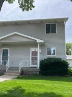 featured image of 1417 W Charles St