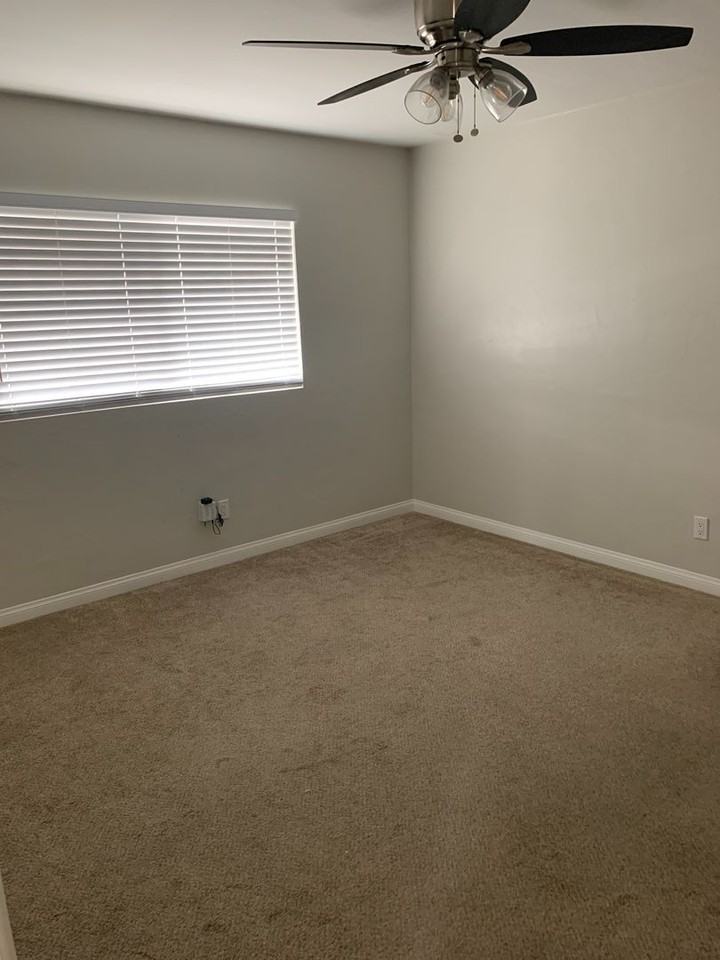 2812 Reynard Way - Photo 7 of 19