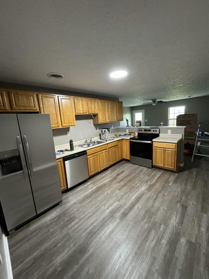 7244 Newport Hwy #1 - Photo 2 of 9
