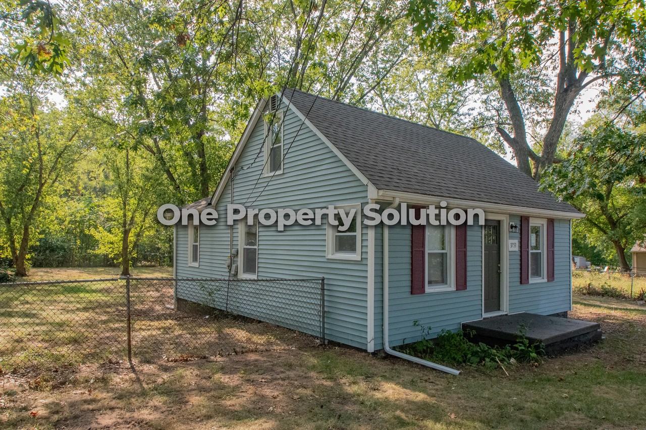3753 Englehart St #1 - Photo 3 of 24