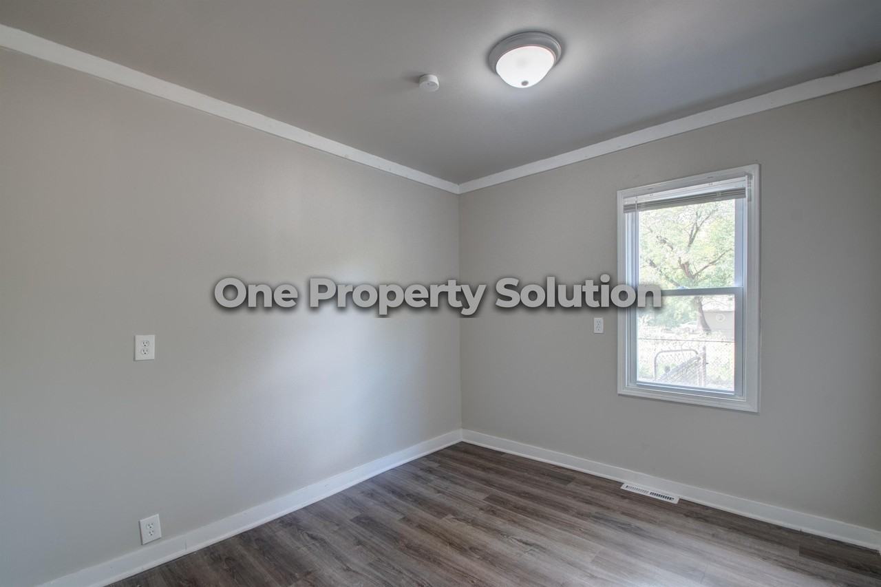 3753 Englehart St #1 - Photo 6 of 24