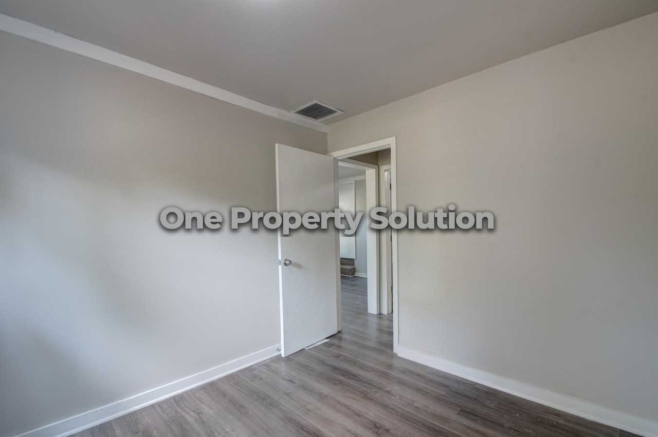3753 Englehart St #1 - Photo 7 of 24