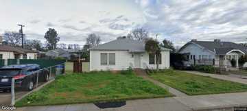 featured image of 3030 Chester Ln