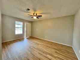 featured image of 1200 N Kings Hwy