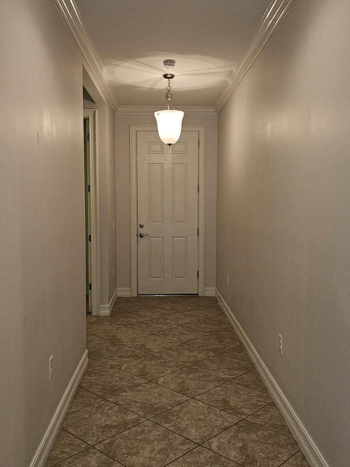 3141 Amadora Cir #1 - Photo 3 of 28