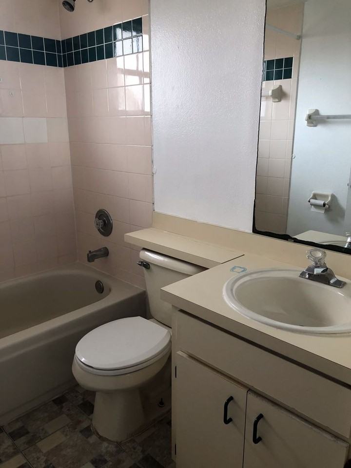 1614 Howland Blvd - Photo 7 of 9