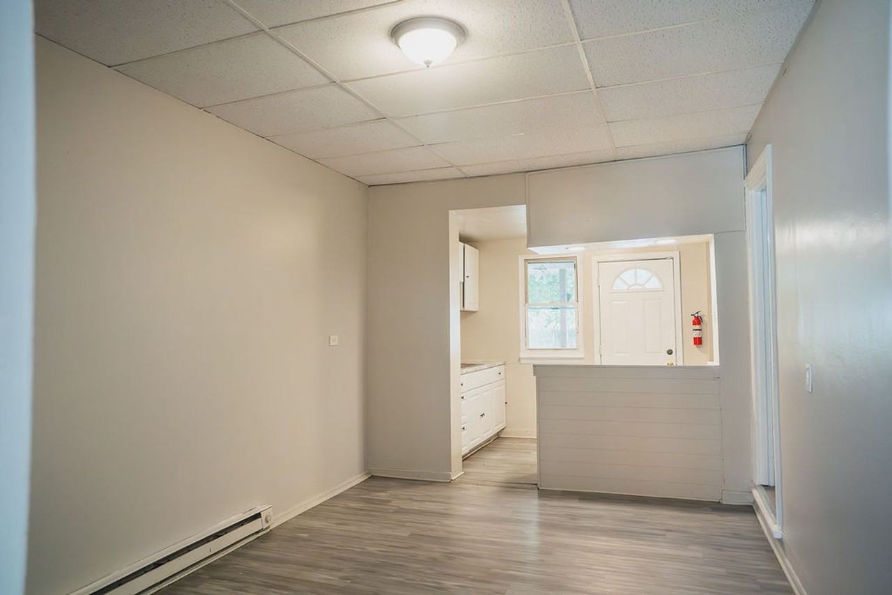 425 W Gordon St - Photo 4 of 23