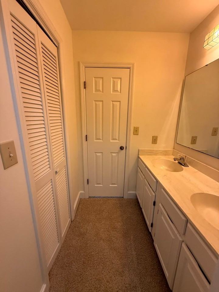 733 Victorian Pl - Photo 5 of 14