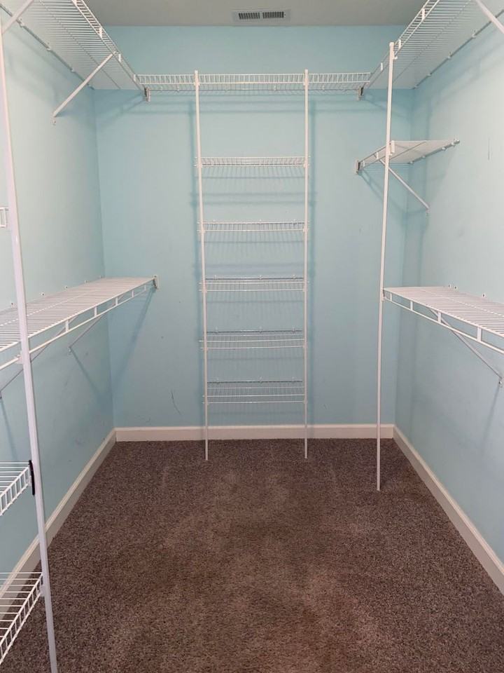 107 Arrowhead Trl - Photo 2 of 11
