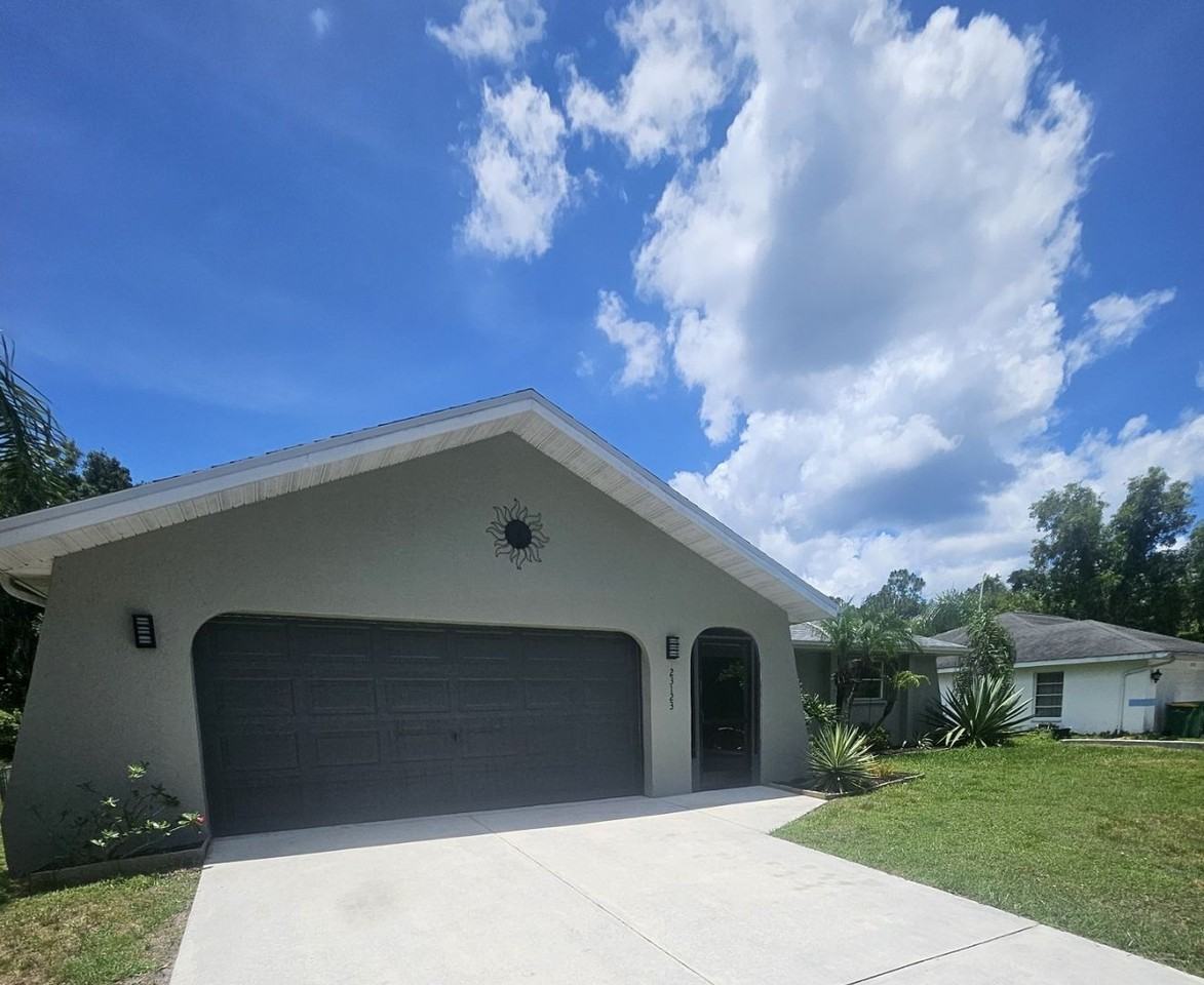 23123 Glen Ave - Photo 2 of 23