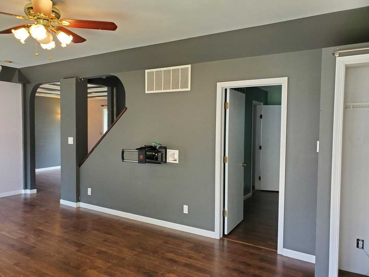 3209 Chatfield Pl - Photo 4 of 33