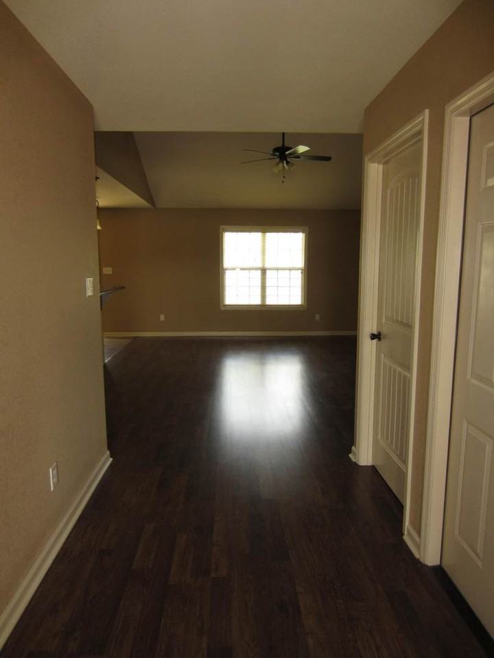 5309 Branch Point Dr - Photo 2 of 8