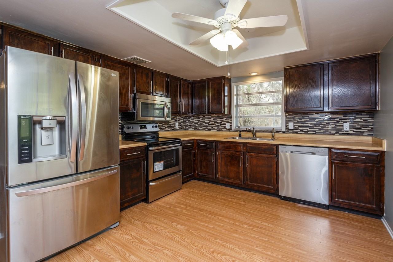 1163 Mapimi Ct - Photo 4 of 16