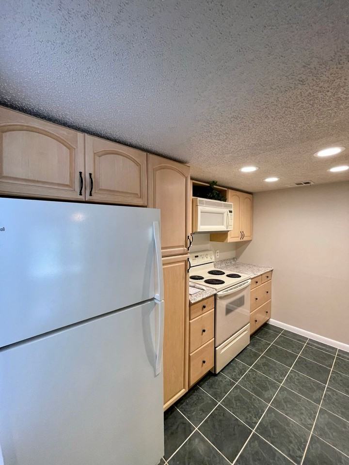 1664 Sunny Brook Ln Ne - Photo 6 of 23