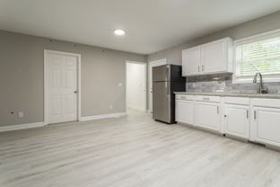 428 Bashford Road - Photo 1 of 1