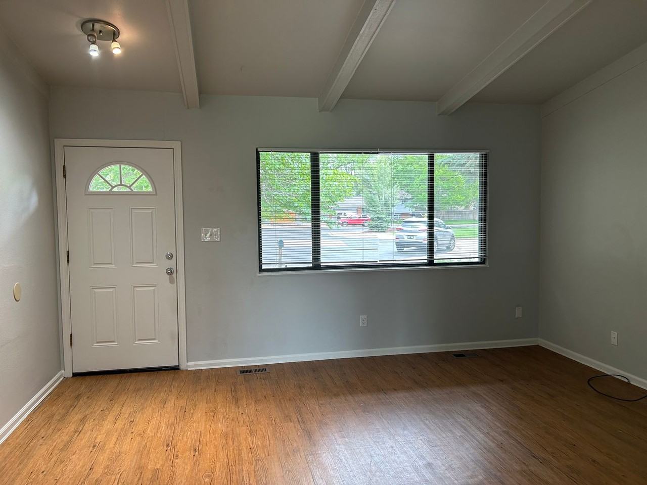 918 Boltz Ct - Photo 2 of 16