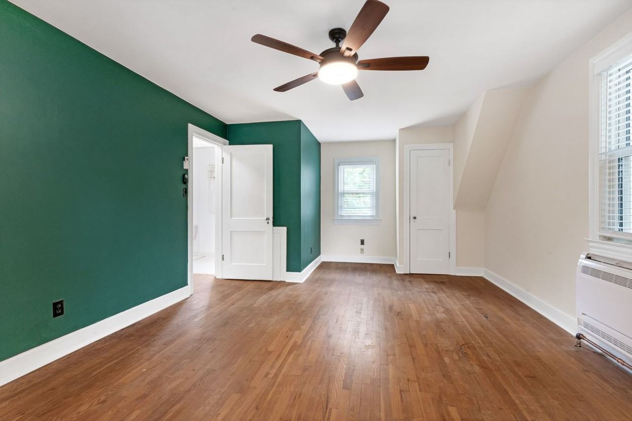 14011 Rectory Ln - Photo 2 of 50