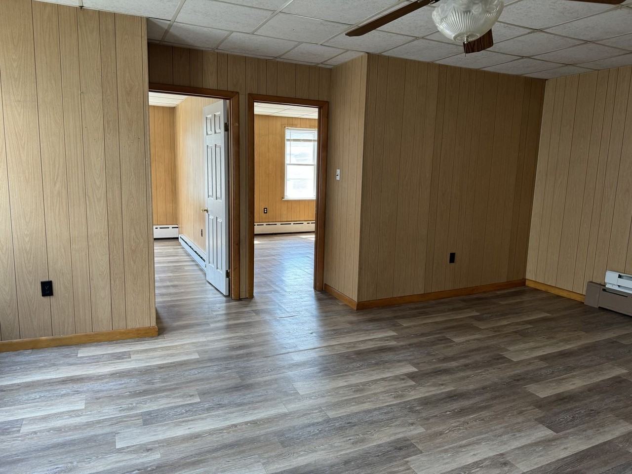 Ruddle St 115 E - FOR SALE - Photo 3 of 13