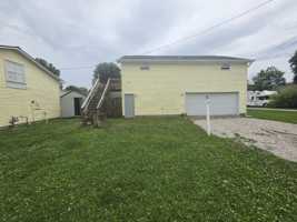 featured image of 419 W Highland St #1