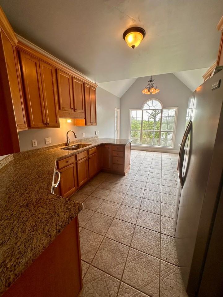 219 Grande View Pkwy - Photo 7 of 23
